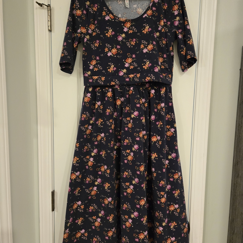 Latched Mama Navy Floral Dress Size Large